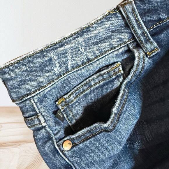 Judy Blue Jeans Relaxed Fit Sz 32 Womens M Wash Denim Distressed Destructed - Picture 4 of 10